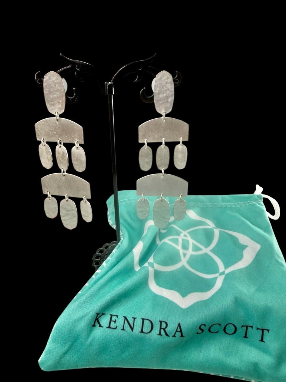 Kendra Scott Emmet Hammered Silver Tone Stud Earrings Dangle Metallic Retired